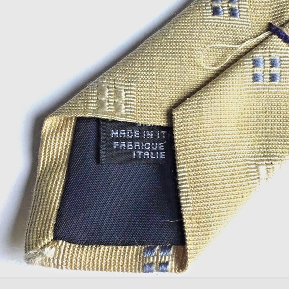 CANALI. Classy cream yellow textured all  Silk tie made in Italy 🇮🇹 - Picture 2 of 7